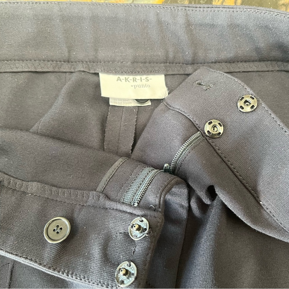 AKRIS punto Women’s Slacks - Picture 10 of 11